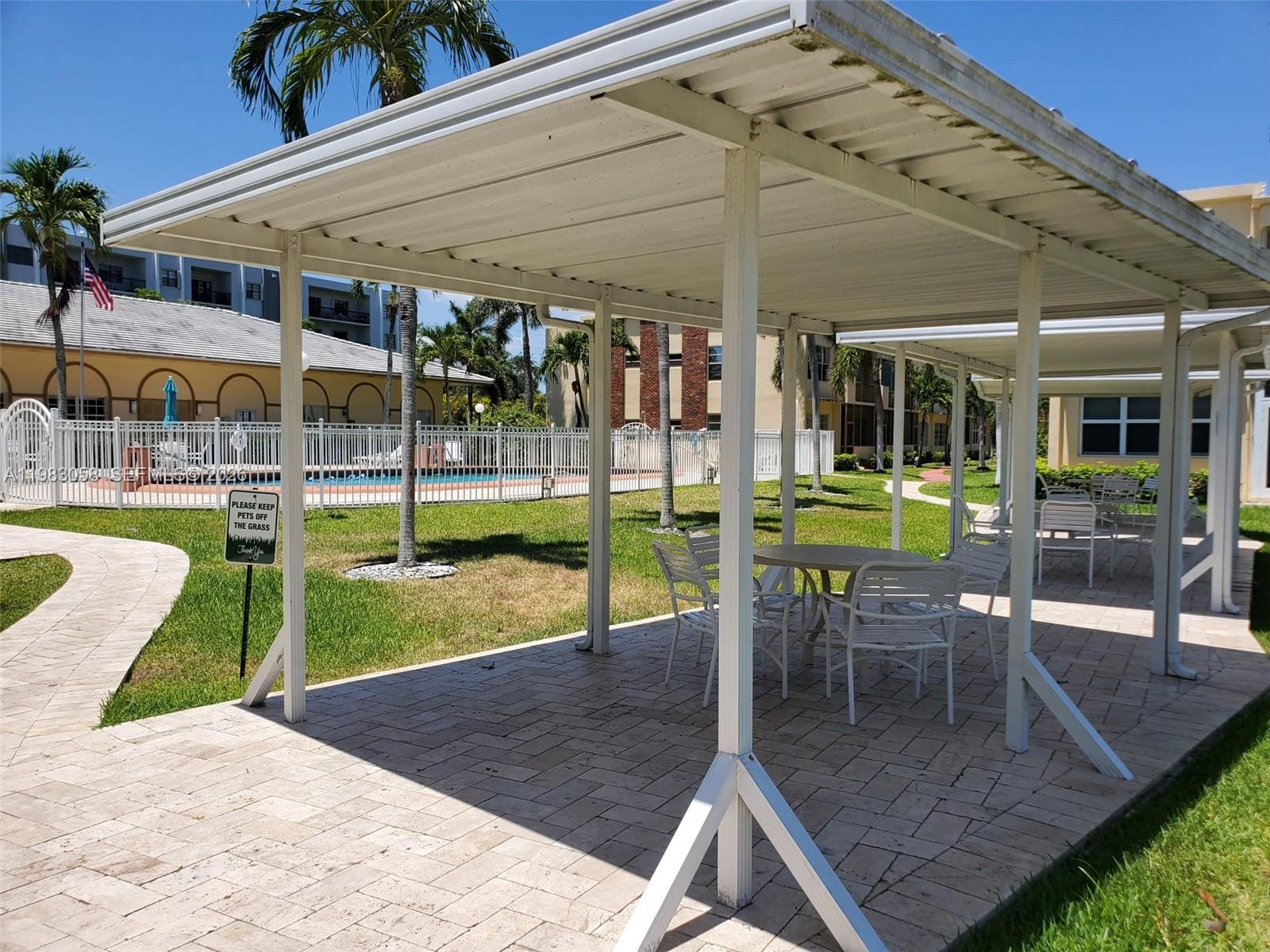 IRVINGTON GARDENS CONDO - Residential