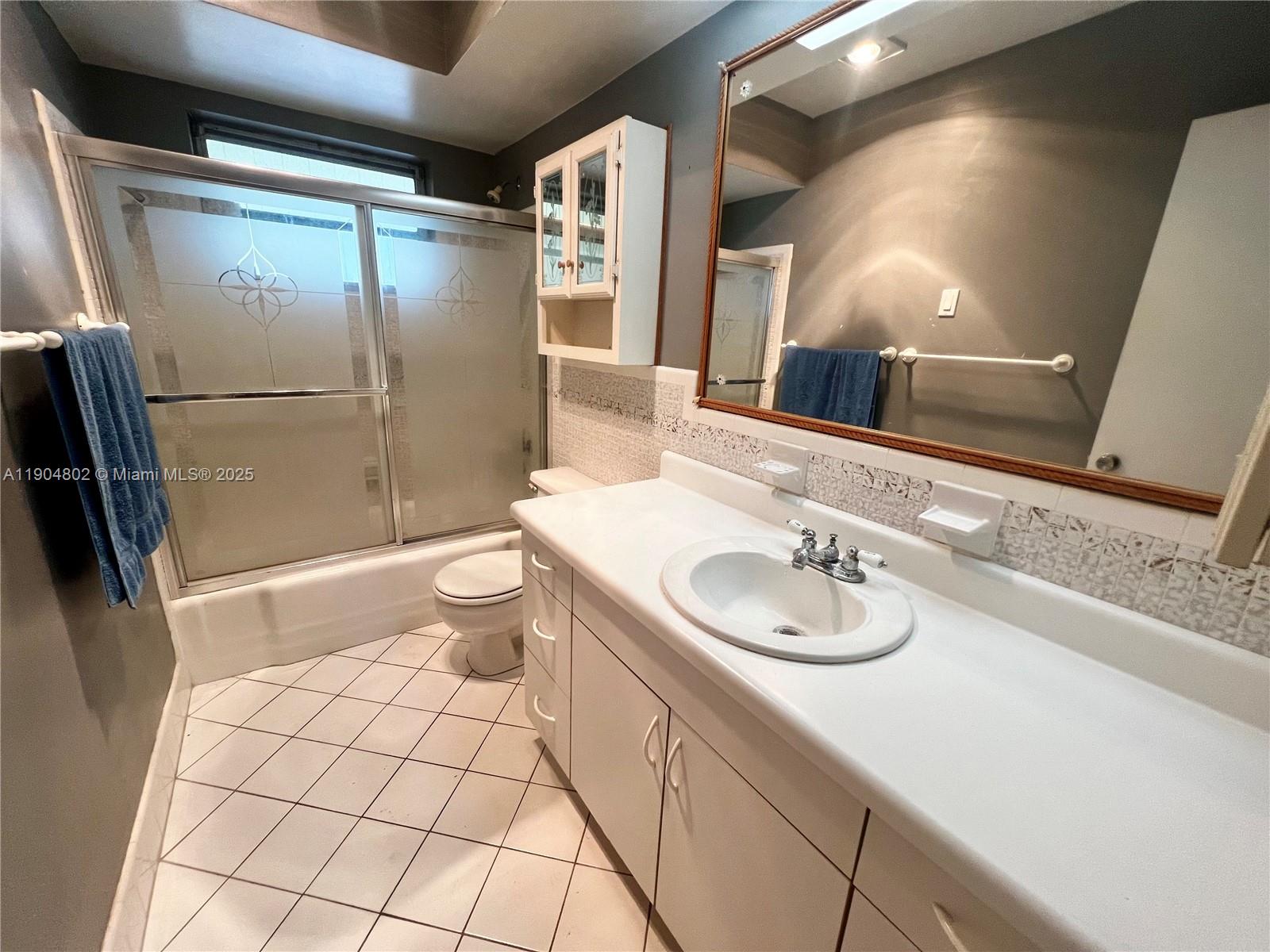 WESTCHESTER ARMS CO-OP - Residential