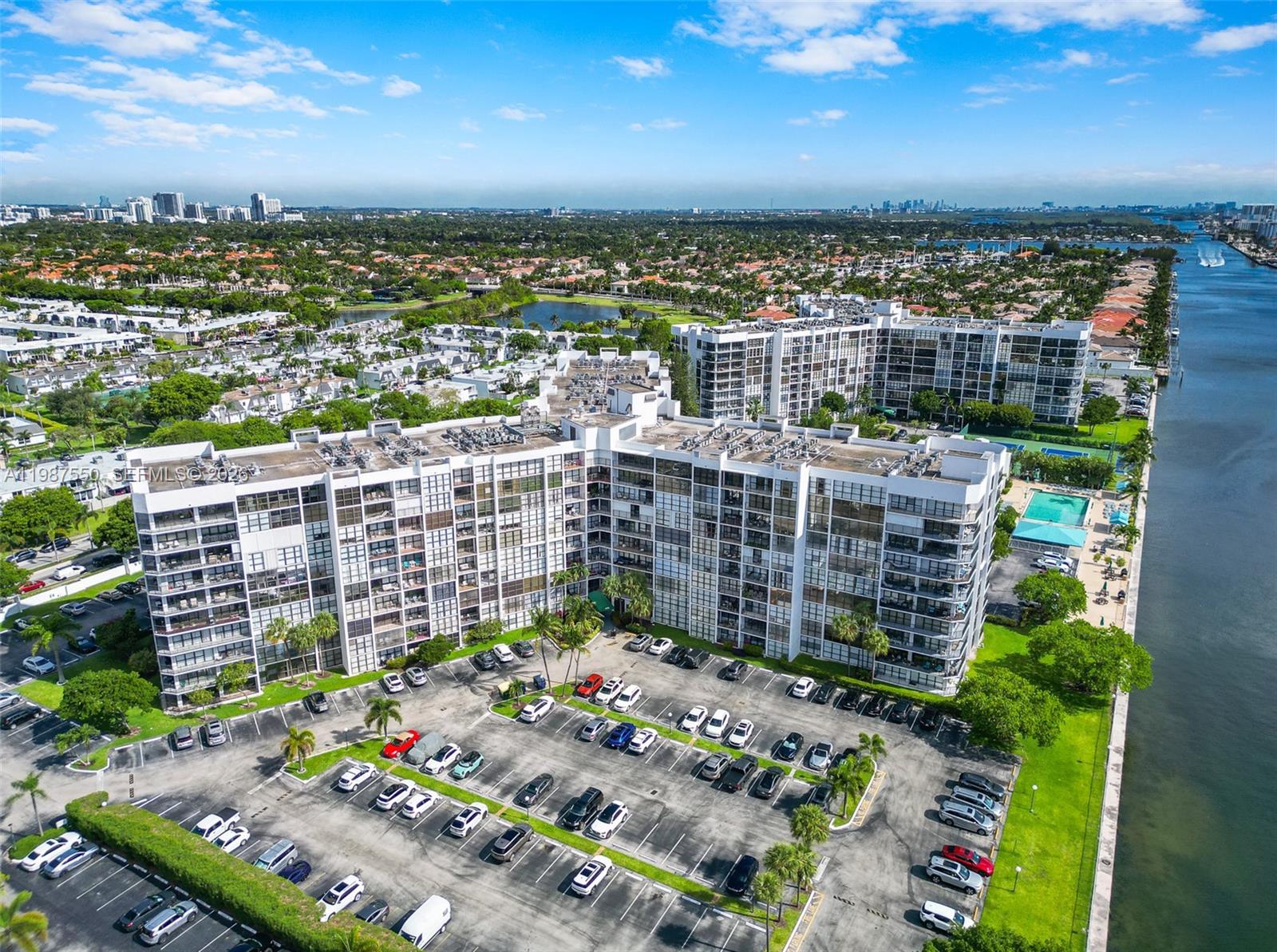 OCEANVIEW PARK CONDO - Residential