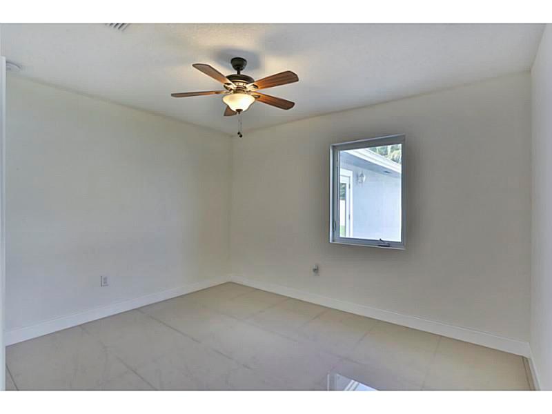 CORAL WAY PLAZA - Residential