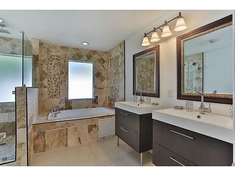 CORAL WAY PLAZA - Residential