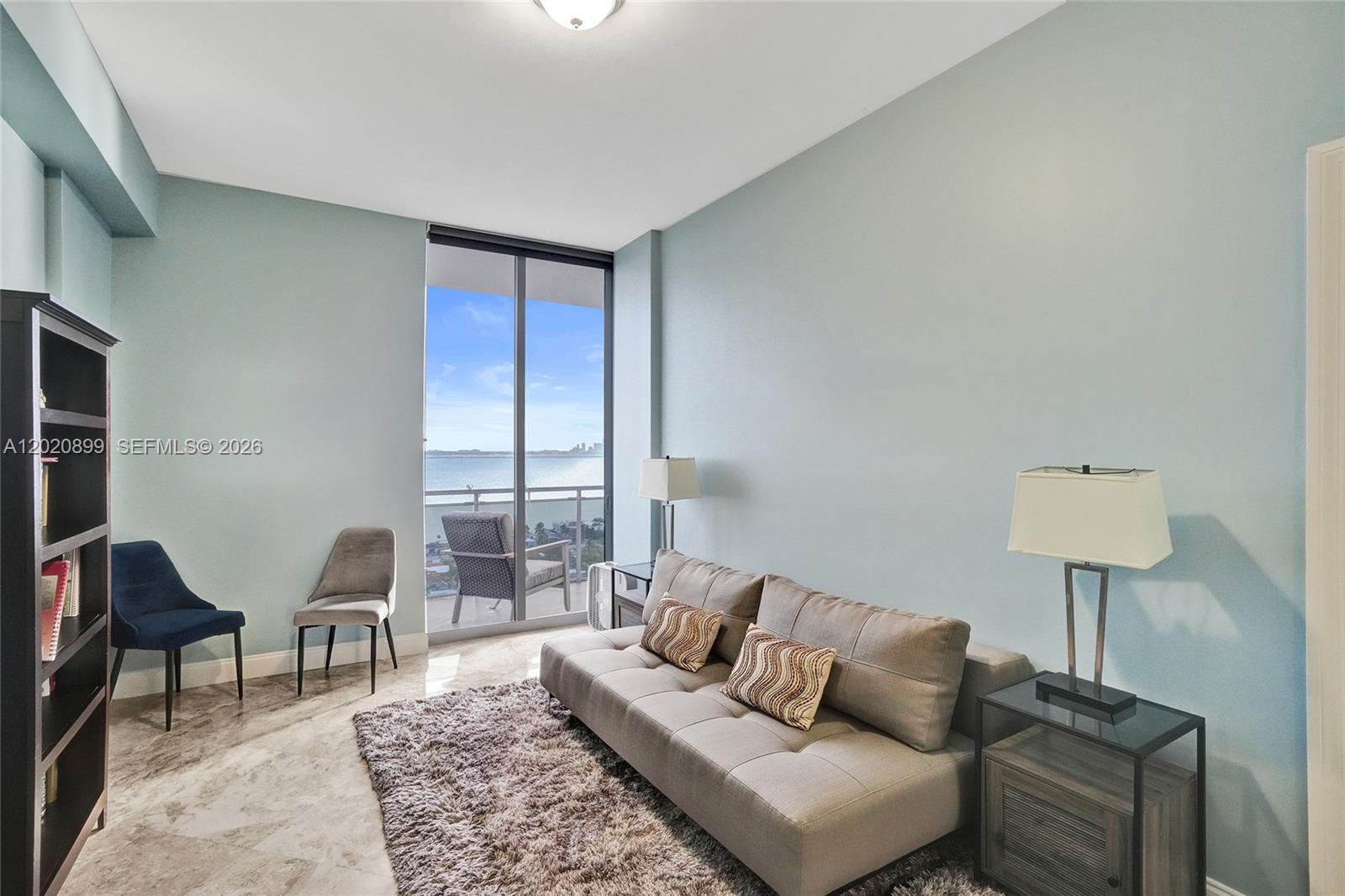 THE LEXI CONDO - Residential