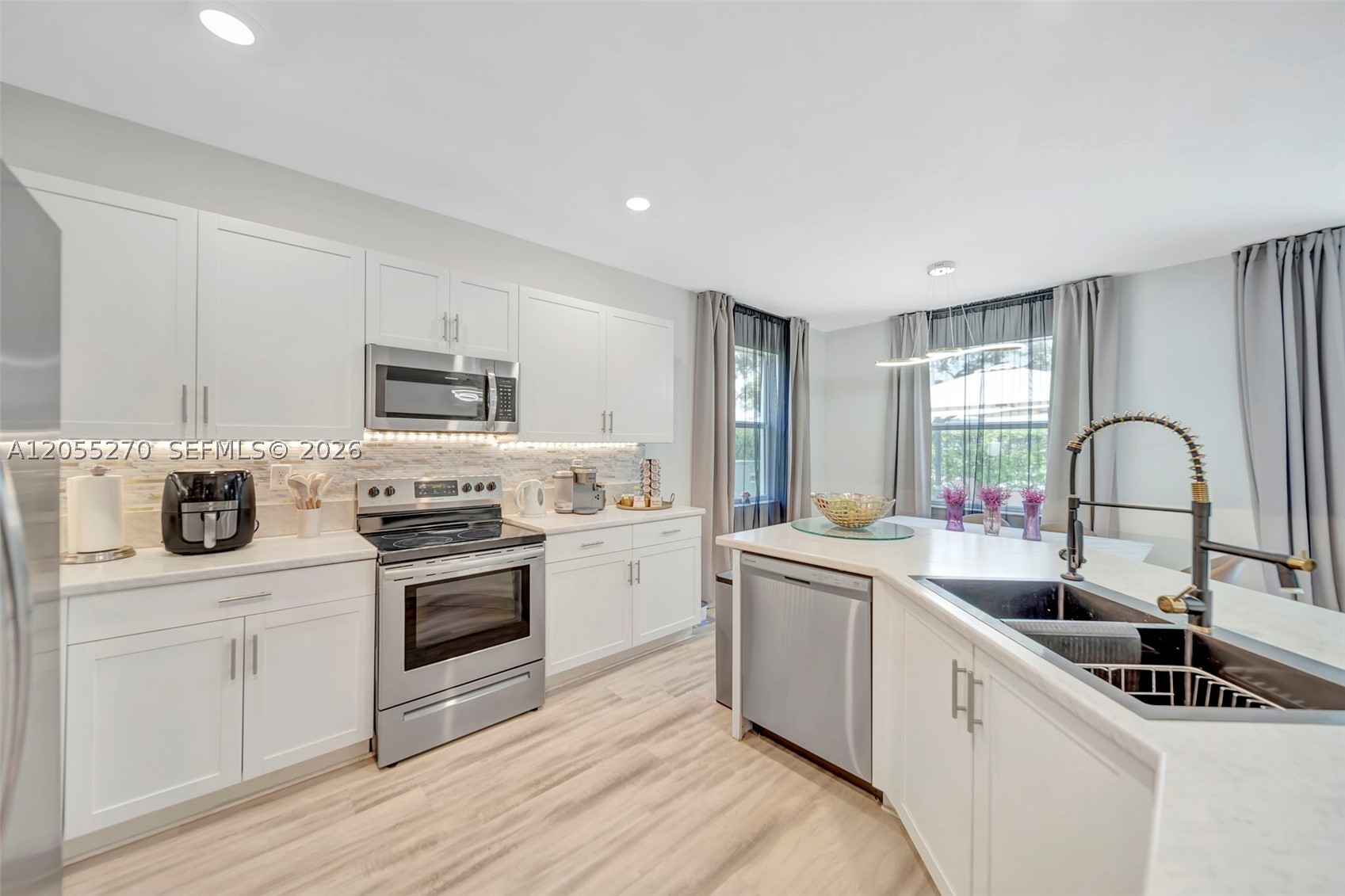 HOMESTEAD PARK OF COMMERC - Residential