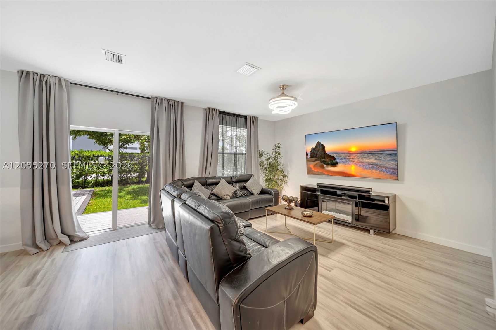 HOMESTEAD PARK OF COMMERC - Residential