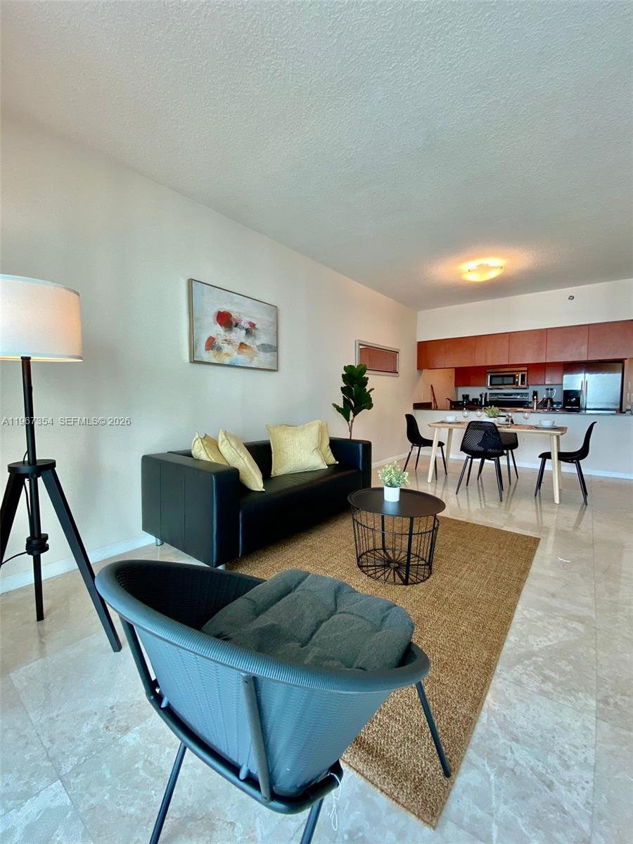 THE CLUB AT BRICKELL BAY - Residential