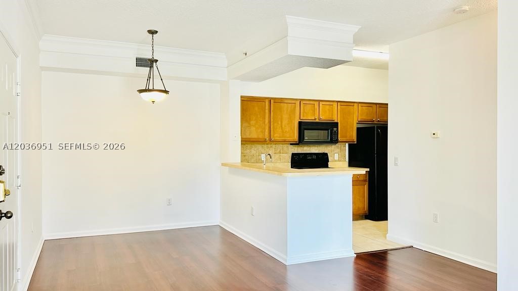 FIORE AT THE GARDENS COND - Residential Lease