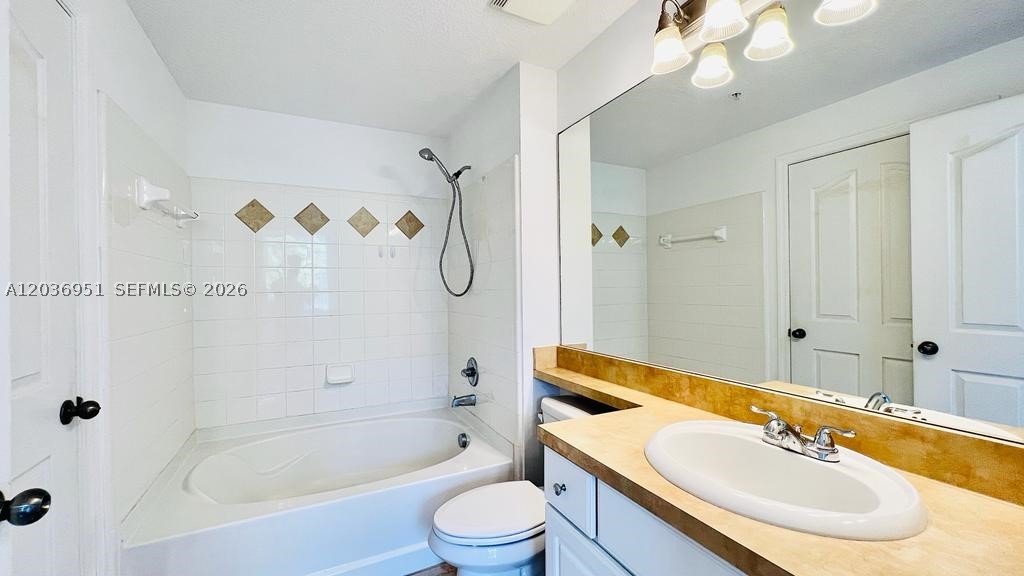 FIORE AT THE GARDENS COND - Residential Lease