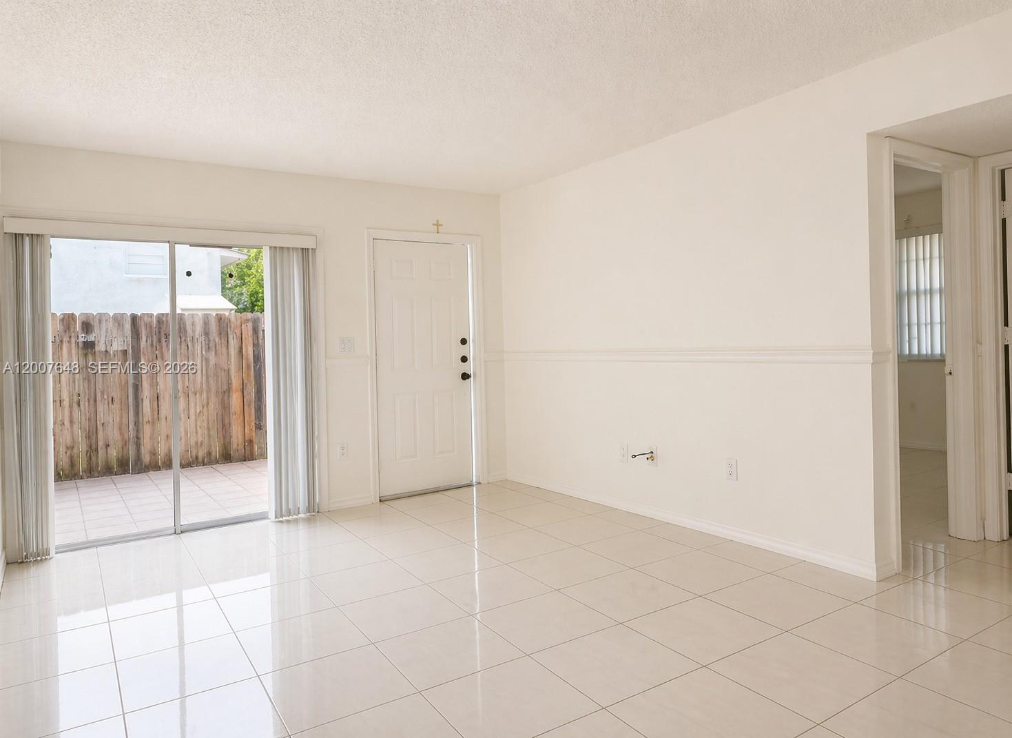 TENNIS VIEW CONDO PH I - Residential