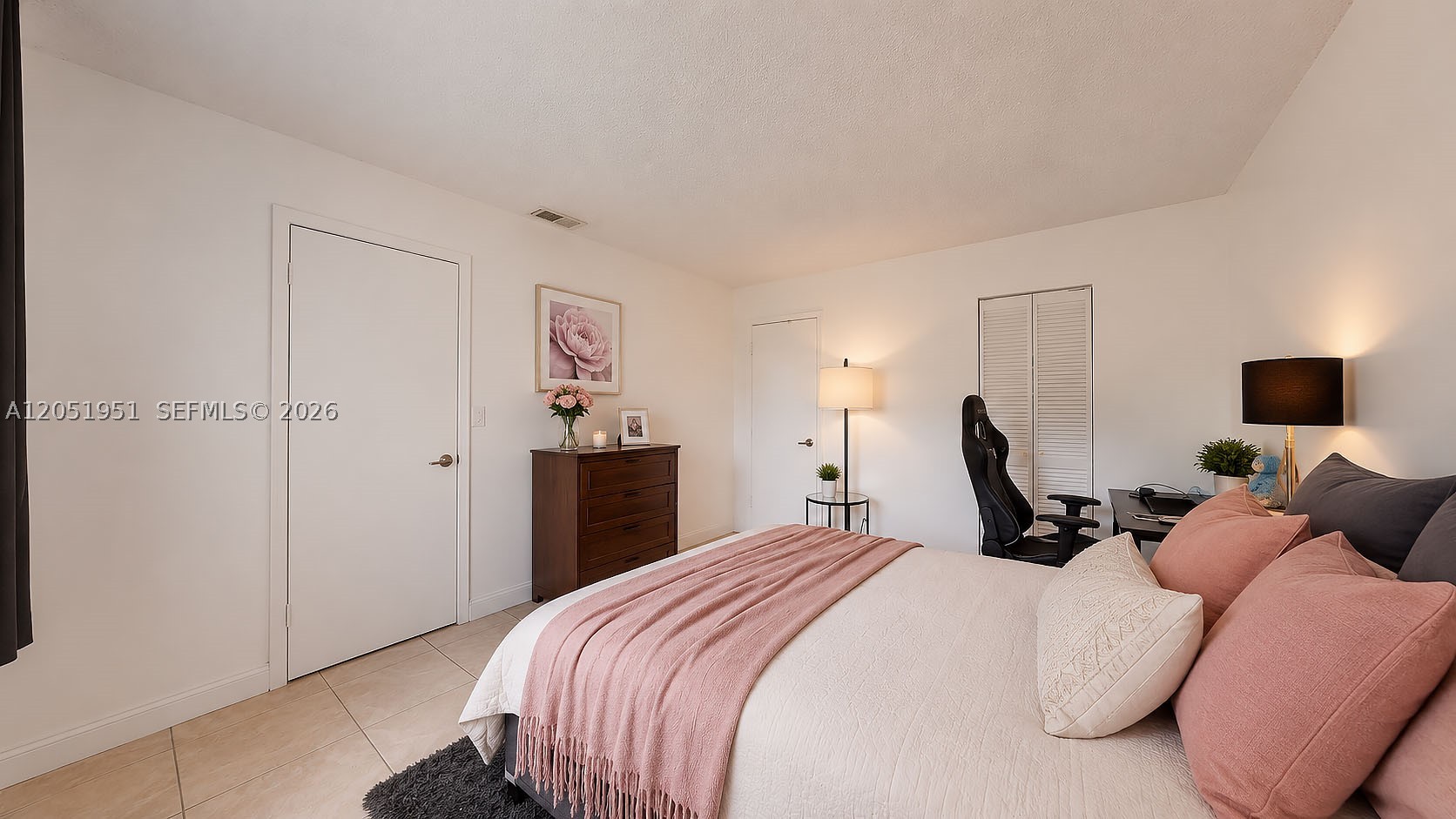 WATERSIDE VILLAGE THREE C - Residential