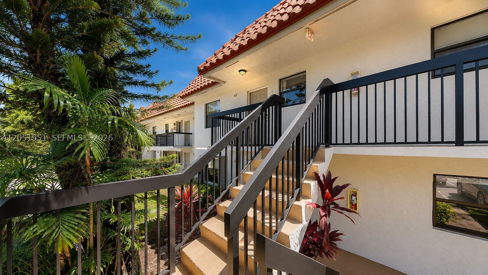 WATERSIDE VILLAGE THREE C - Residential