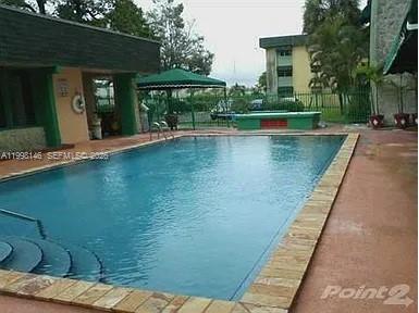 LAS ESTRELLAS CONDO - Residential