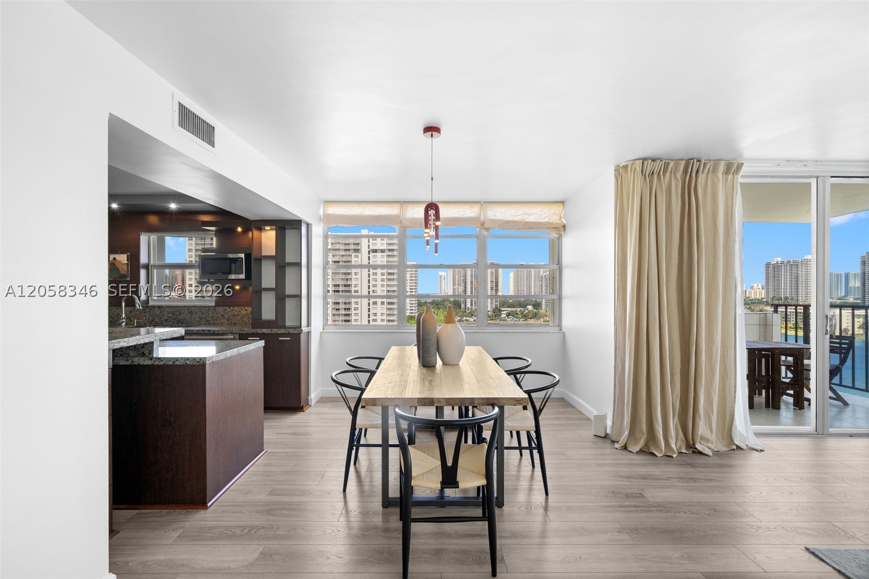 COMMODORE PLAZA CONDO - Residential