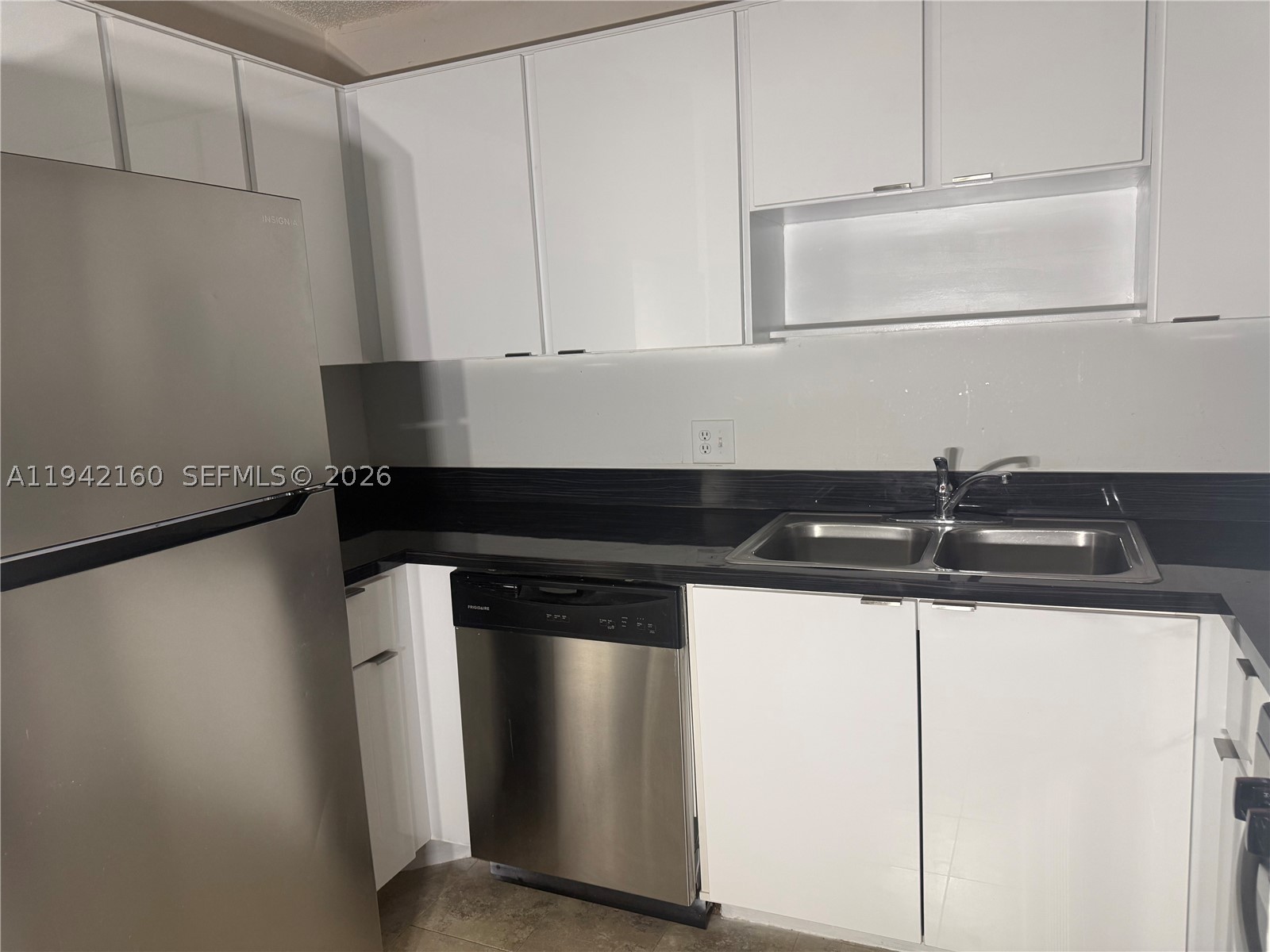 CYPRESS CREEK VILLAS - Residential