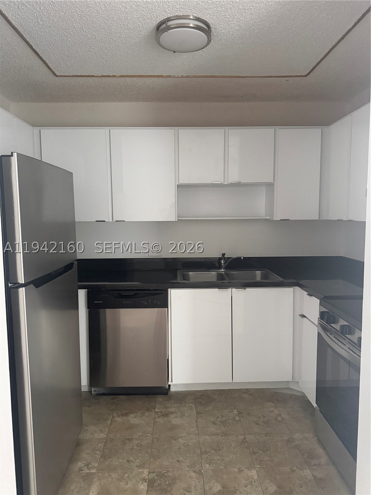 CYPRESS CREEK VILLAS - Residential