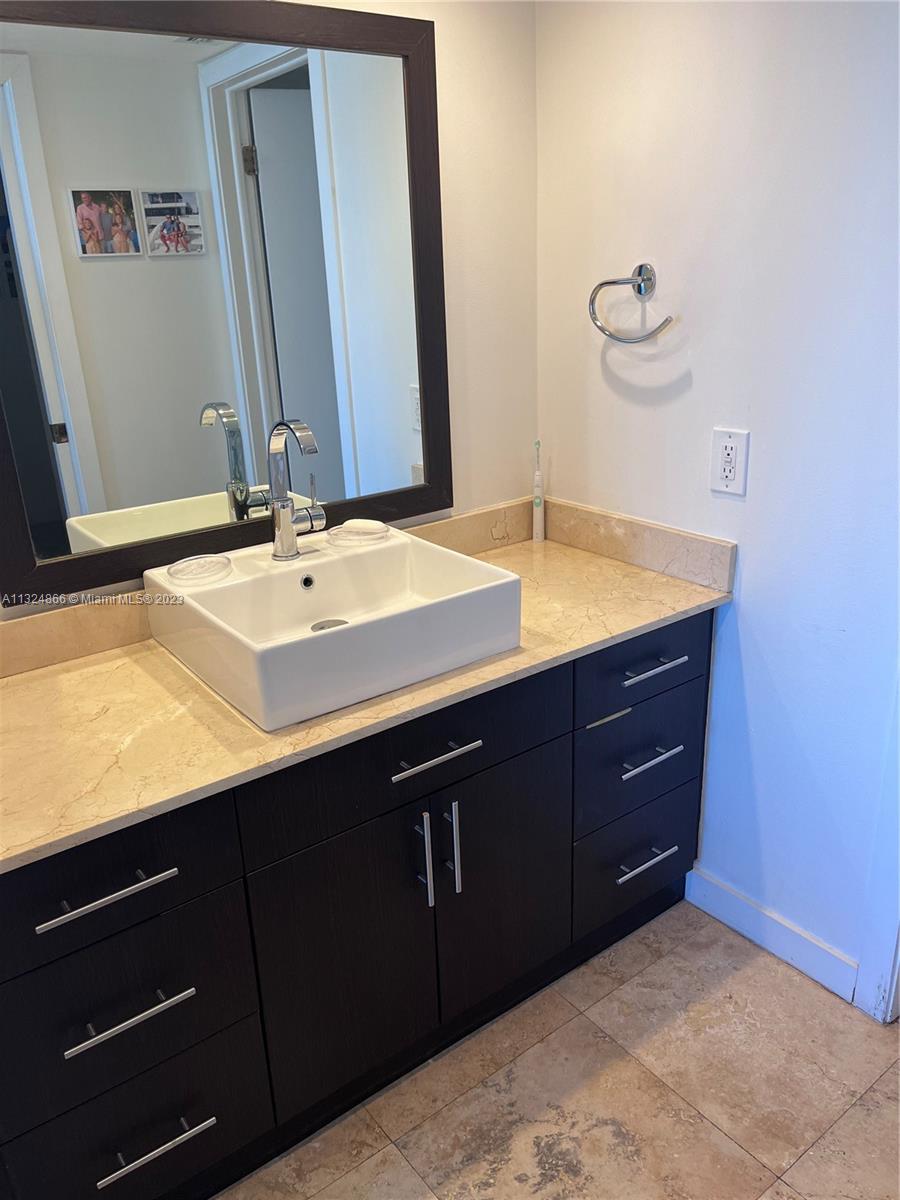 CASA DEL MAR CONDO - Residential Lease