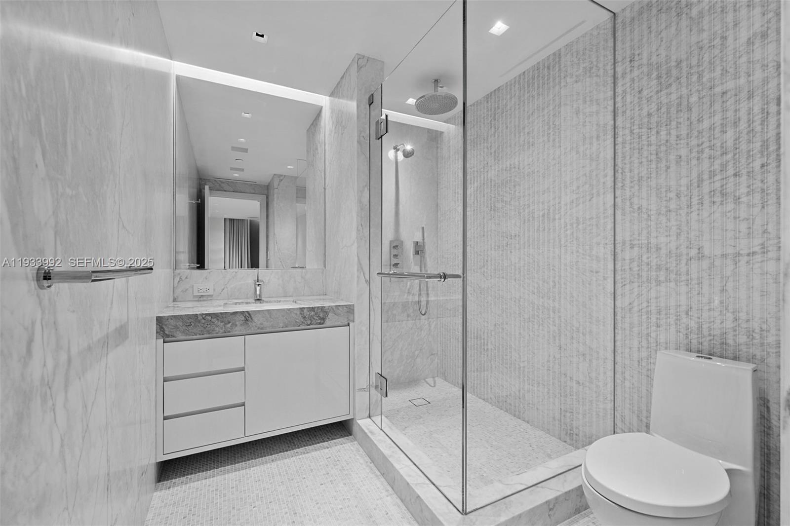 BAL HARBOUR TOWER CONDO - Residential