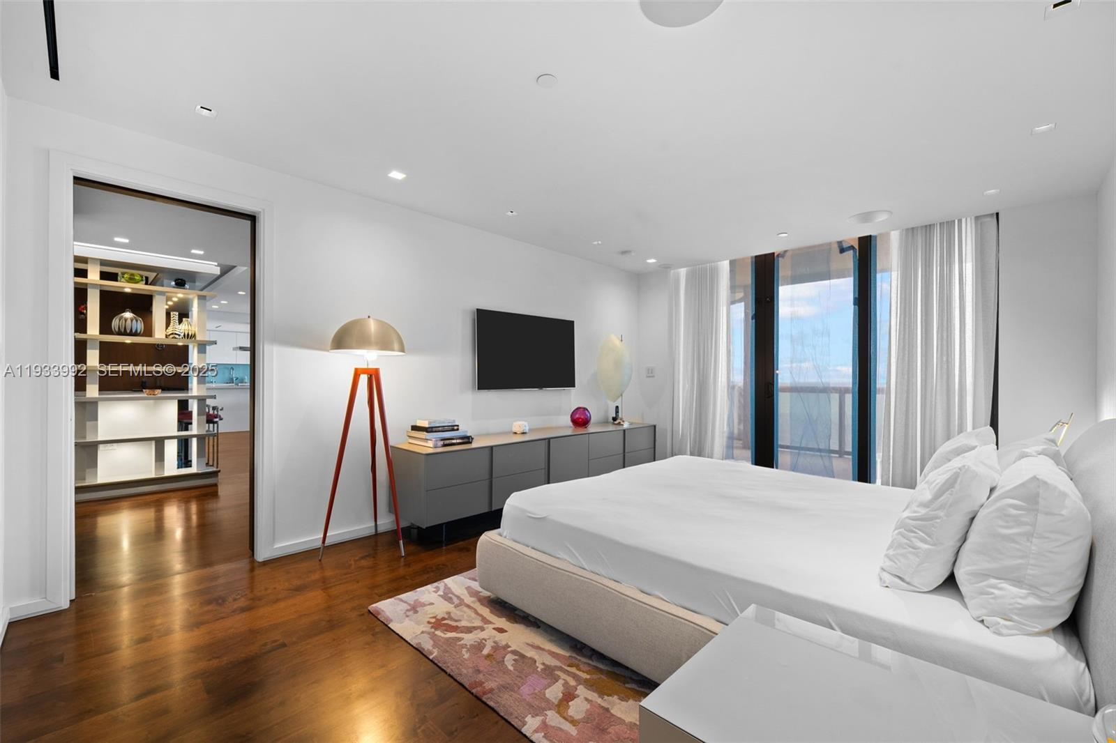BAL HARBOUR TOWER CONDO - Residential