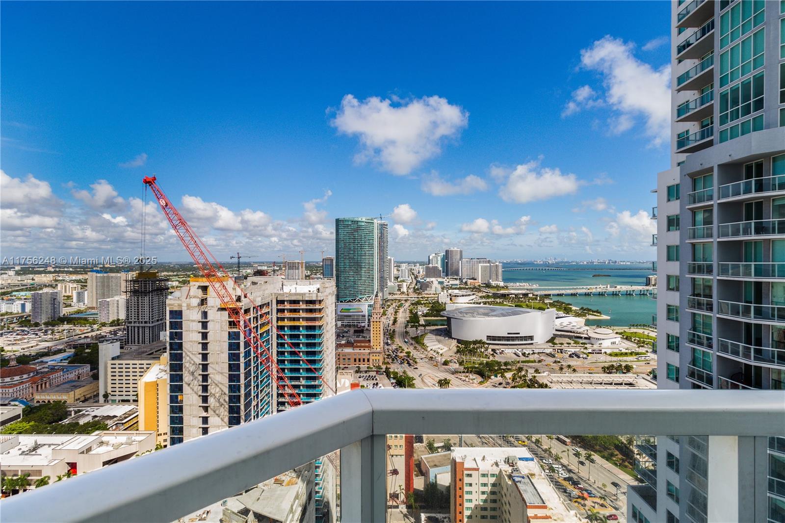 VIZCAYNE SOUTH CONDO - Residential