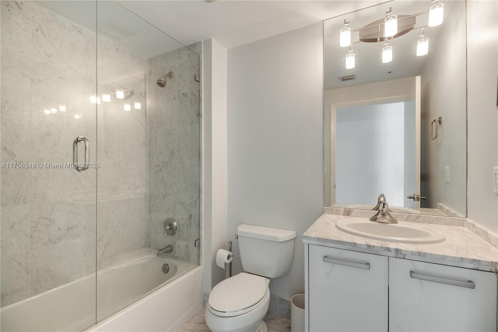 VIZCAYNE SOUTH CONDO - Residential