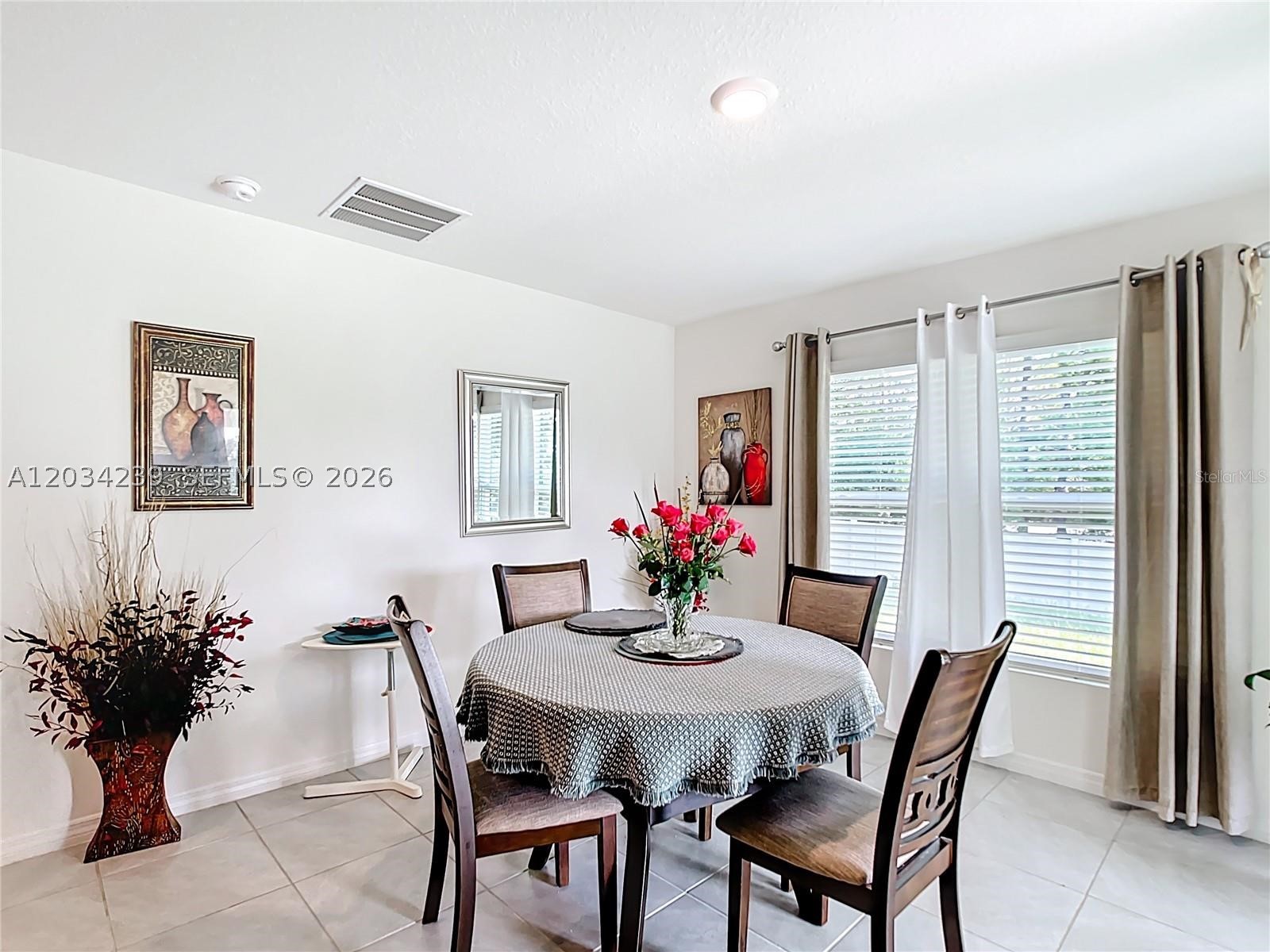 HUNTINGTON RIDGE - Residential