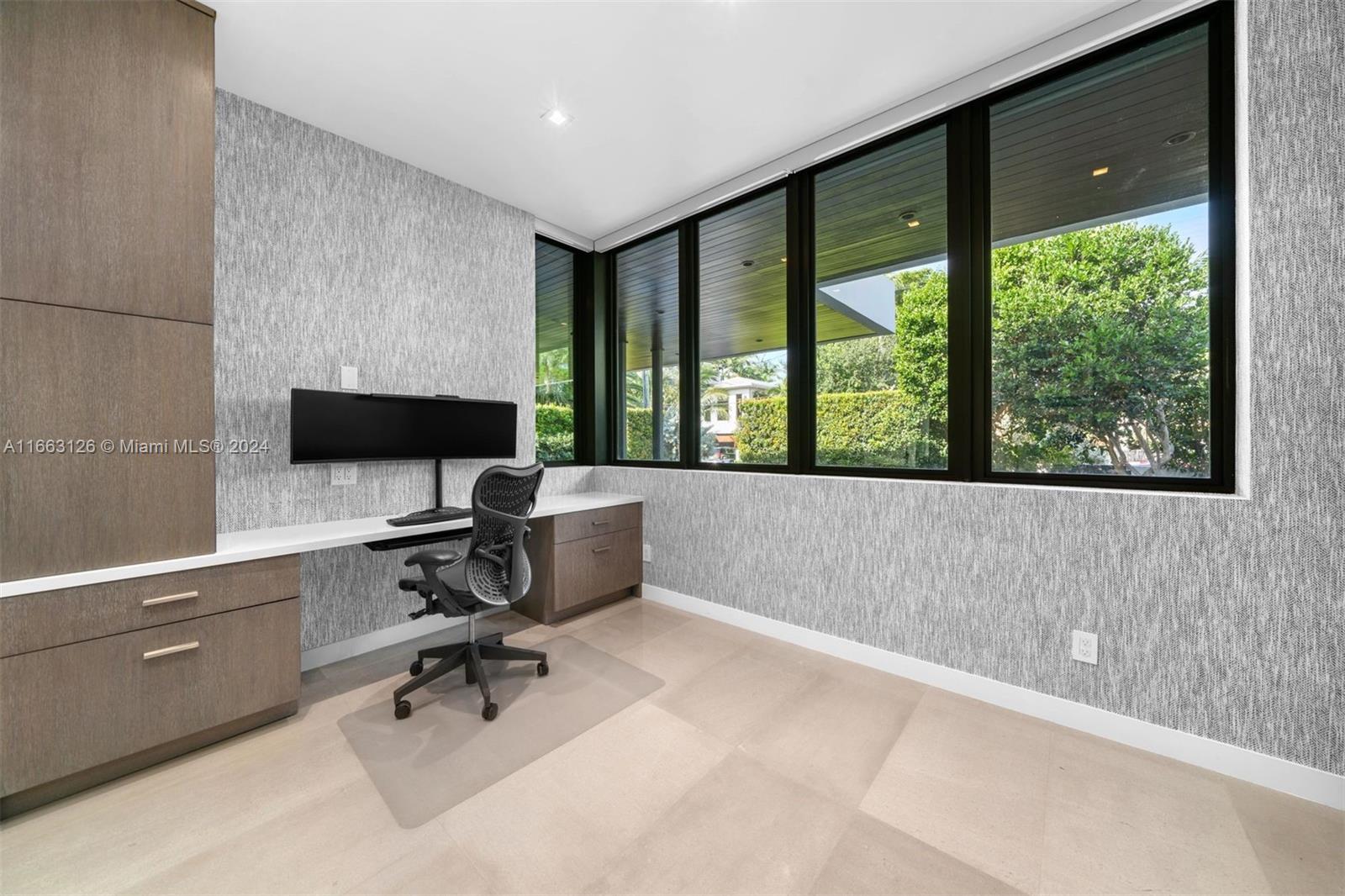 LA GORCE GOLF SUB - Residential