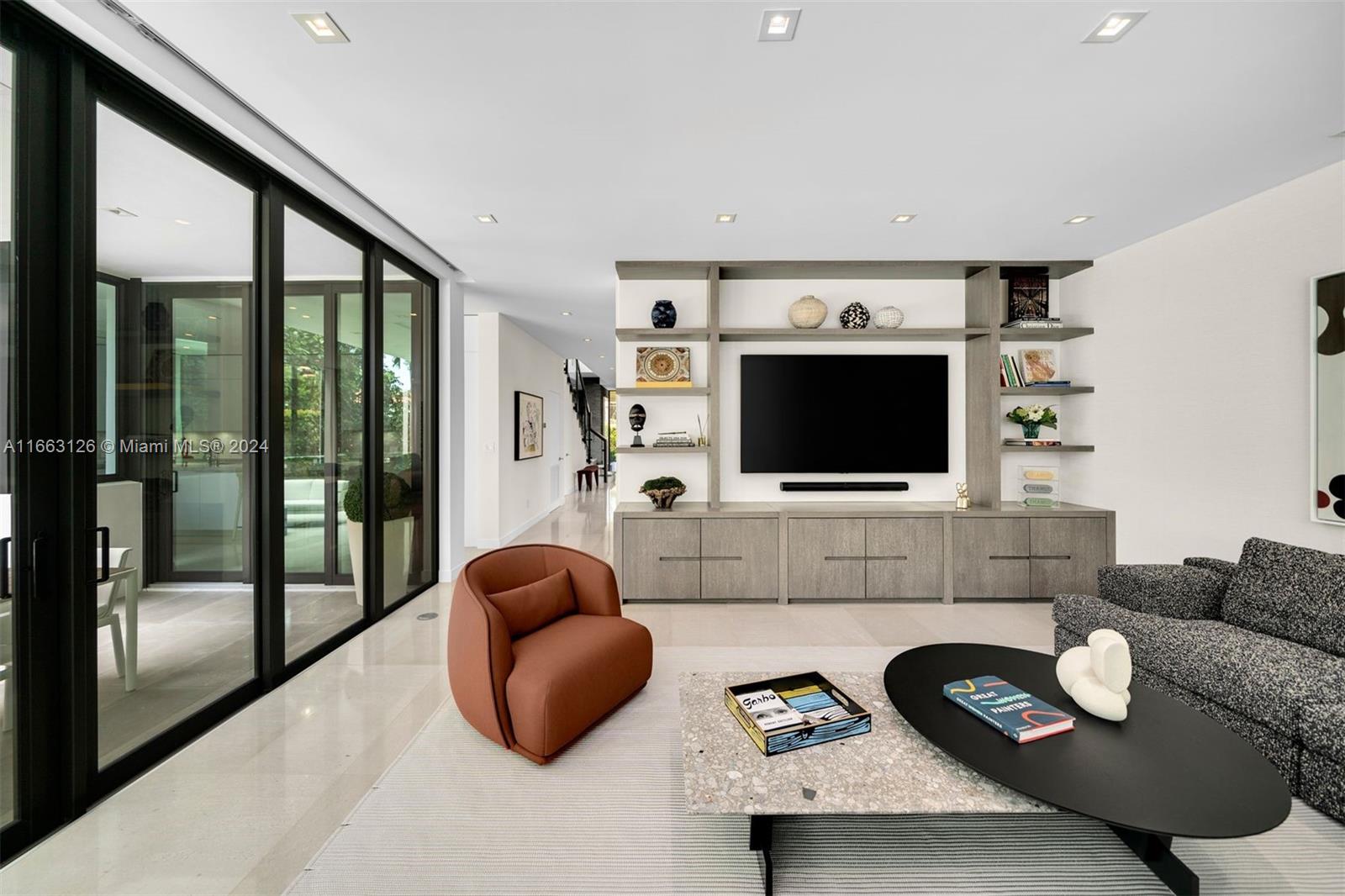 LA GORCE GOLF SUB - Residential