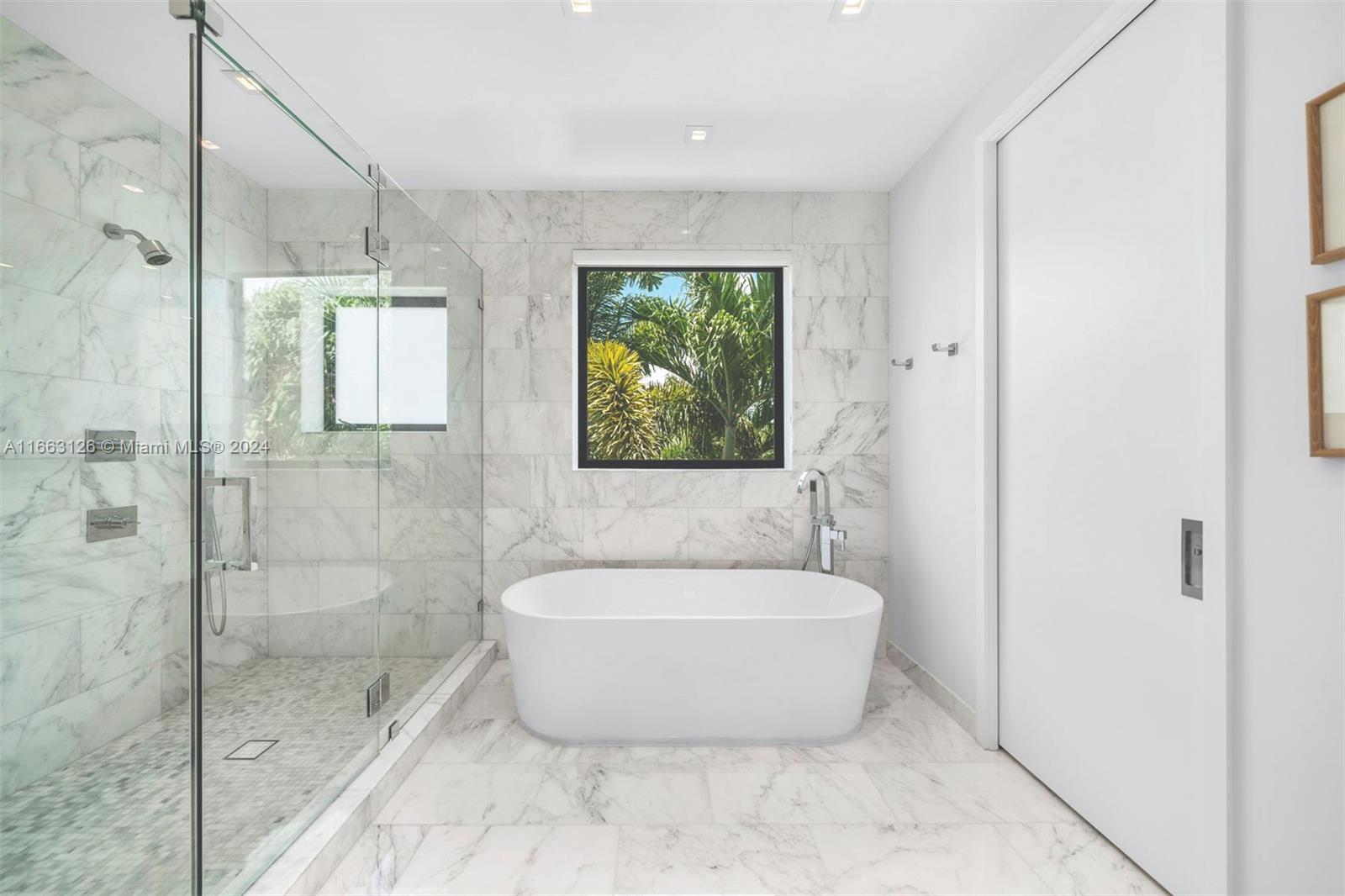 LA GORCE GOLF SUB - Residential