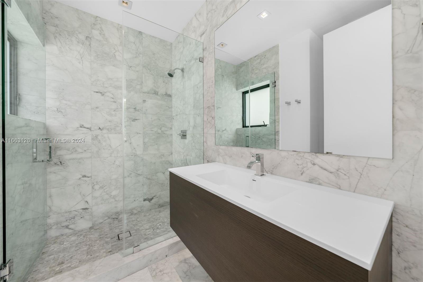 LA GORCE GOLF SUB - Residential