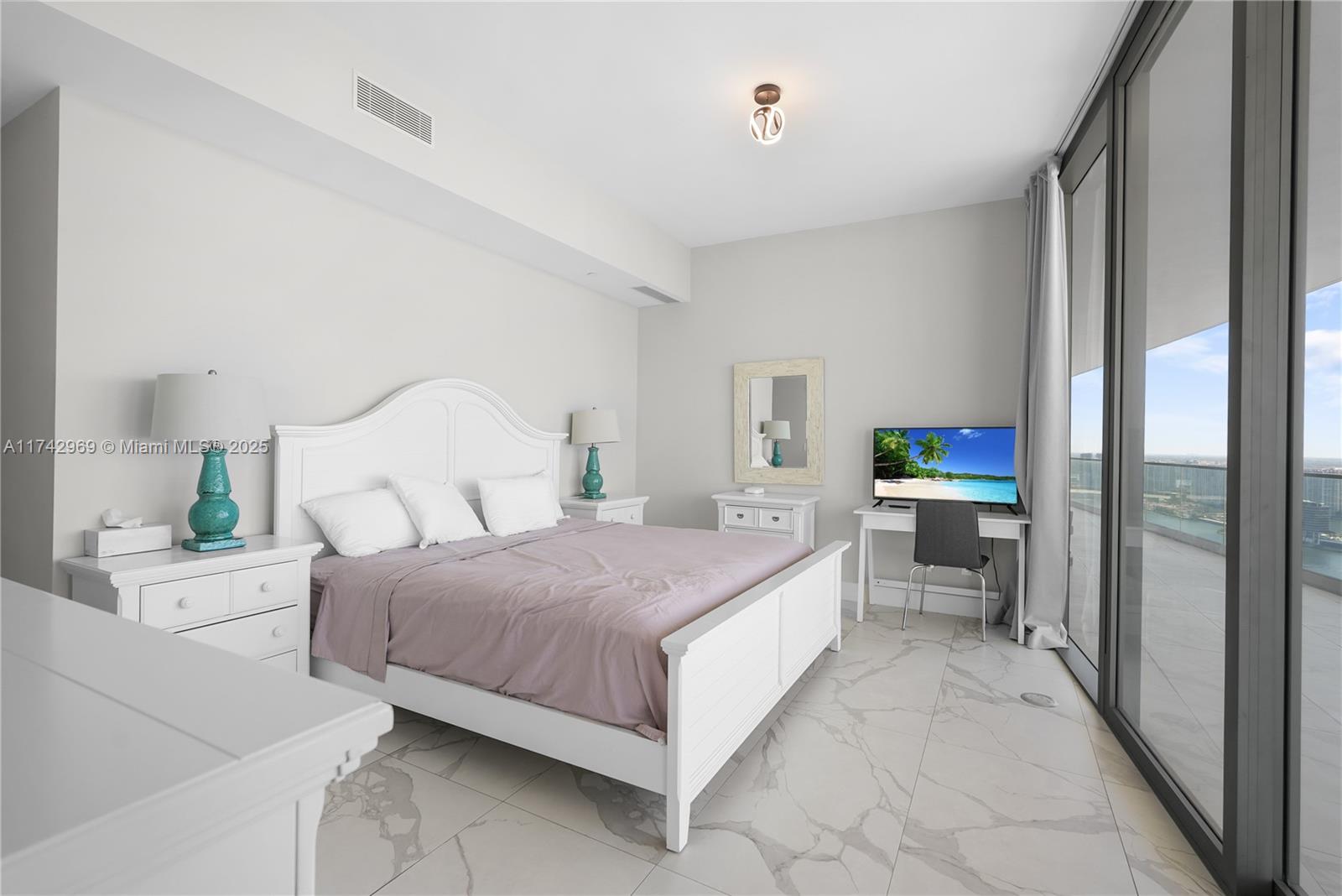 18975 COLLINS CONDO - Residential Lease
