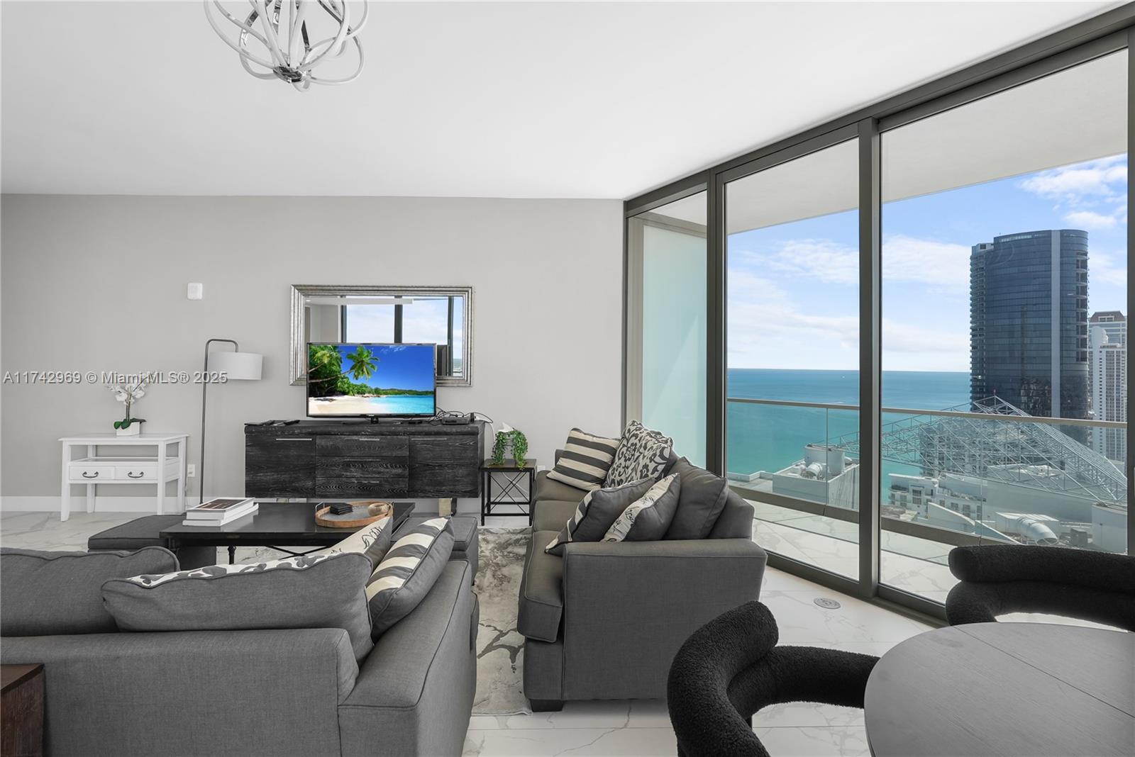 18975 COLLINS CONDO - Residential Lease