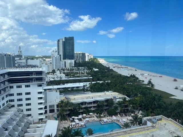 THE DECOPLAGE CONDO - Residential