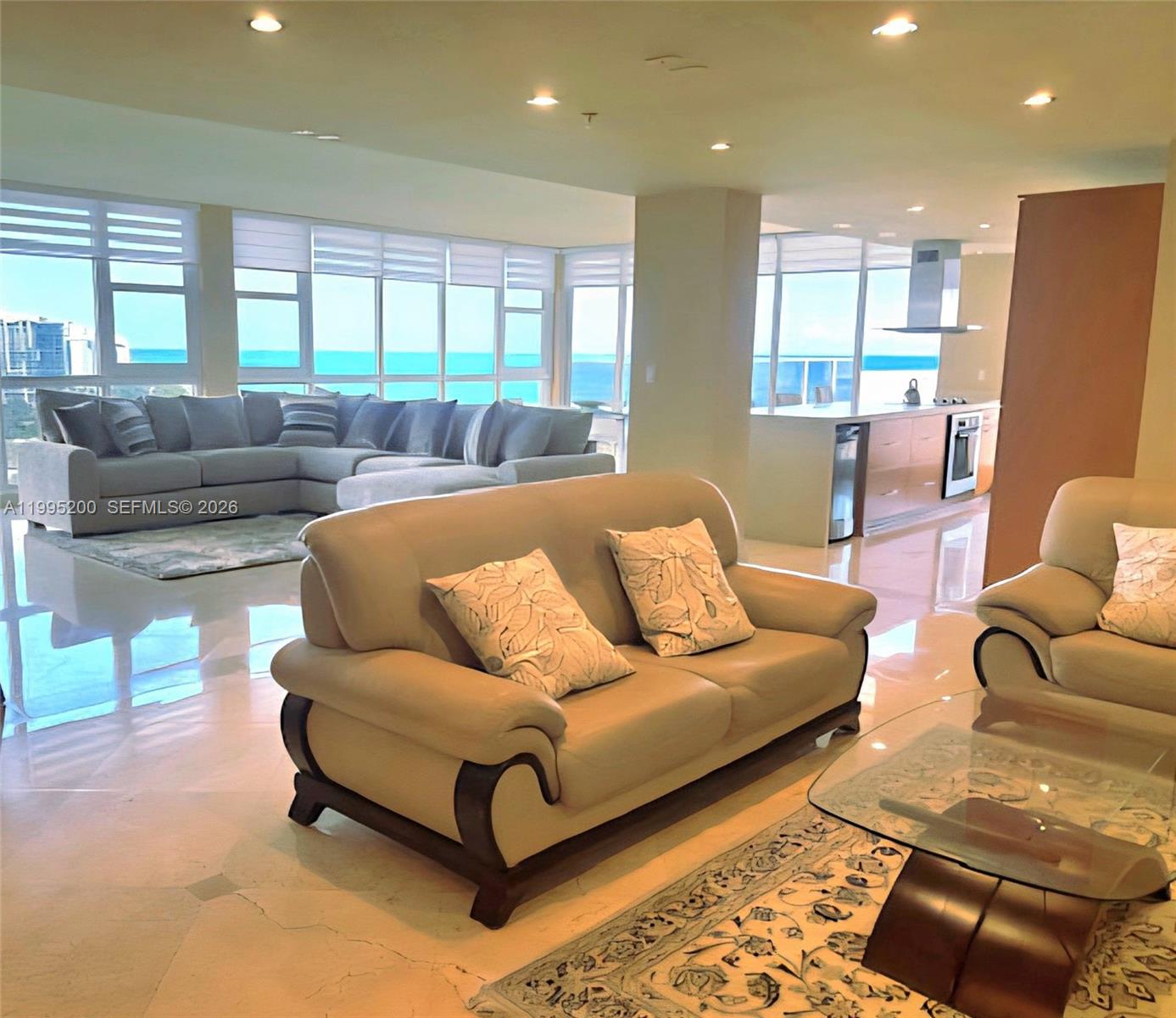 THE DECOPLAGE CONDO - Residential