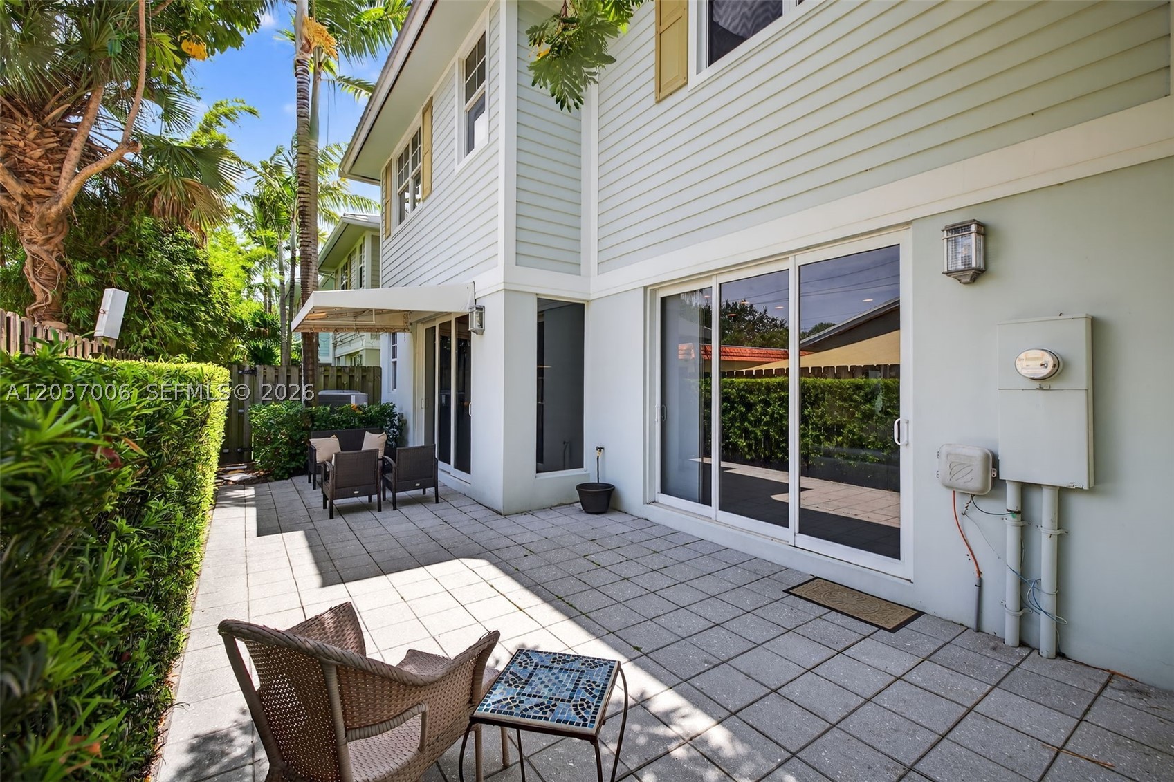 MIDTOWN FIFTEEN - Residential Lease