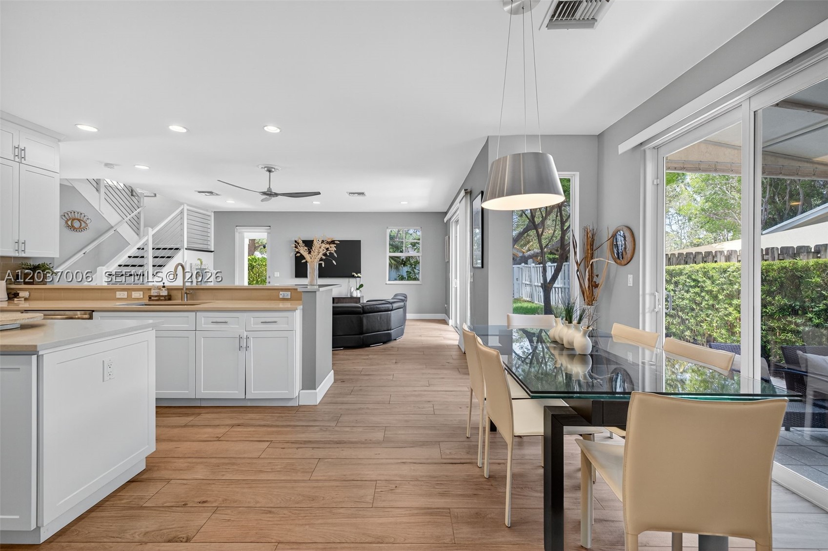 MIDTOWN FIFTEEN - Residential Lease