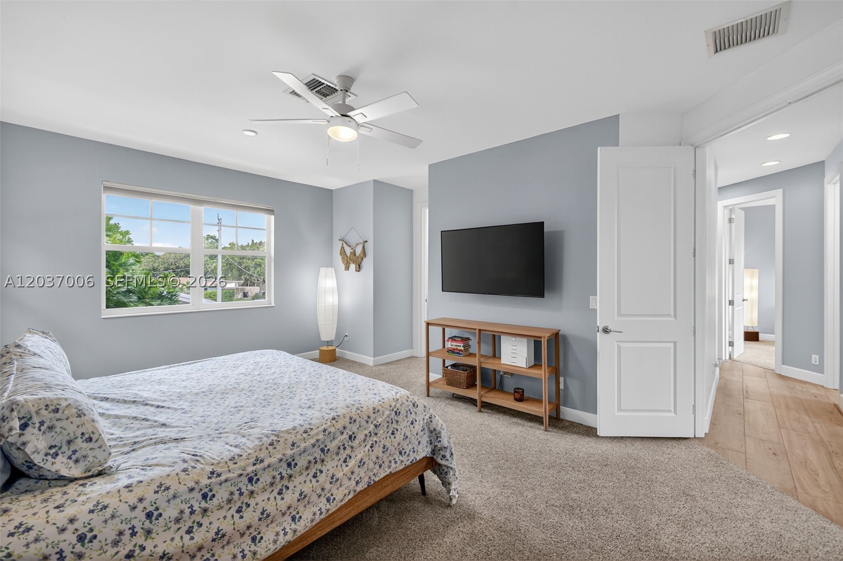 MIDTOWN FIFTEEN - Residential Lease