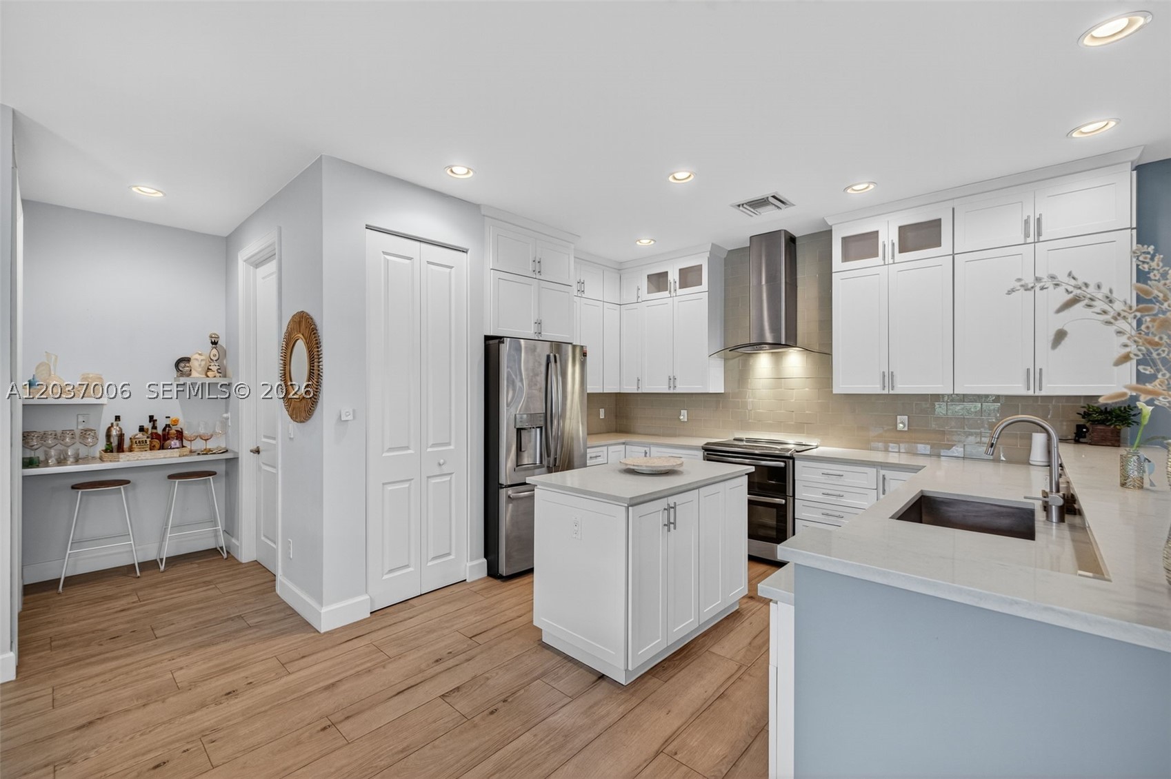 MIDTOWN FIFTEEN - Residential Lease