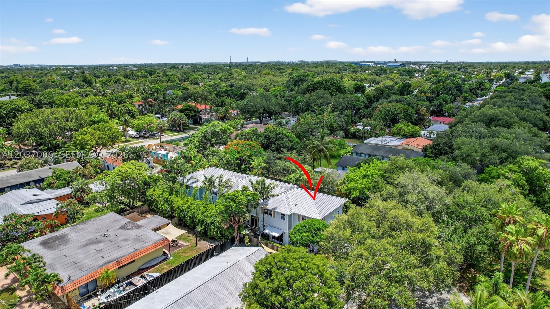 MIDTOWN FIFTEEN - Residential Lease