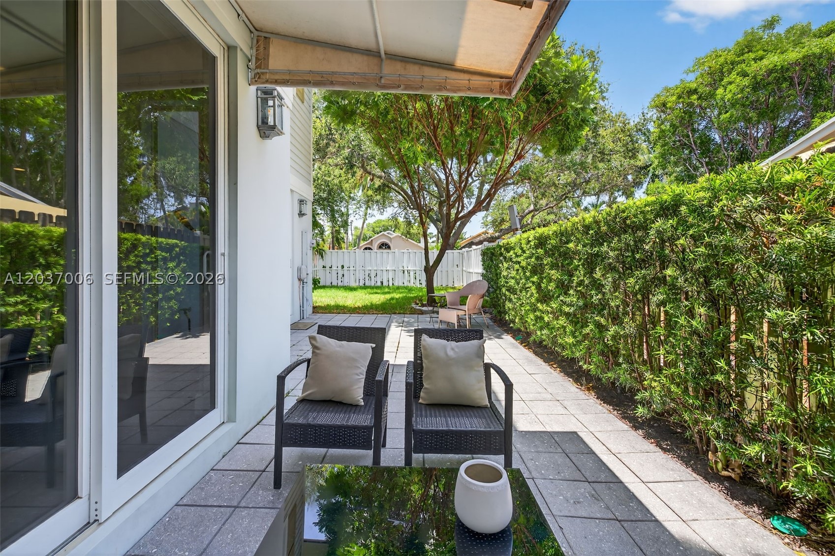 MIDTOWN FIFTEEN - Residential Lease