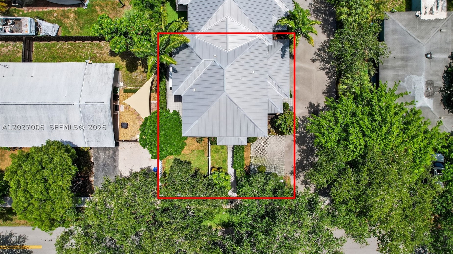 MIDTOWN FIFTEEN - Residential Lease