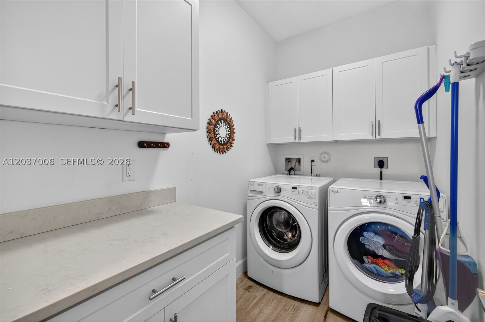 MIDTOWN FIFTEEN - Residential Lease