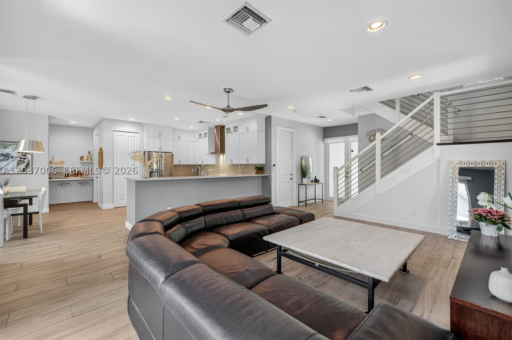 MIDTOWN FIFTEEN - Residential Lease