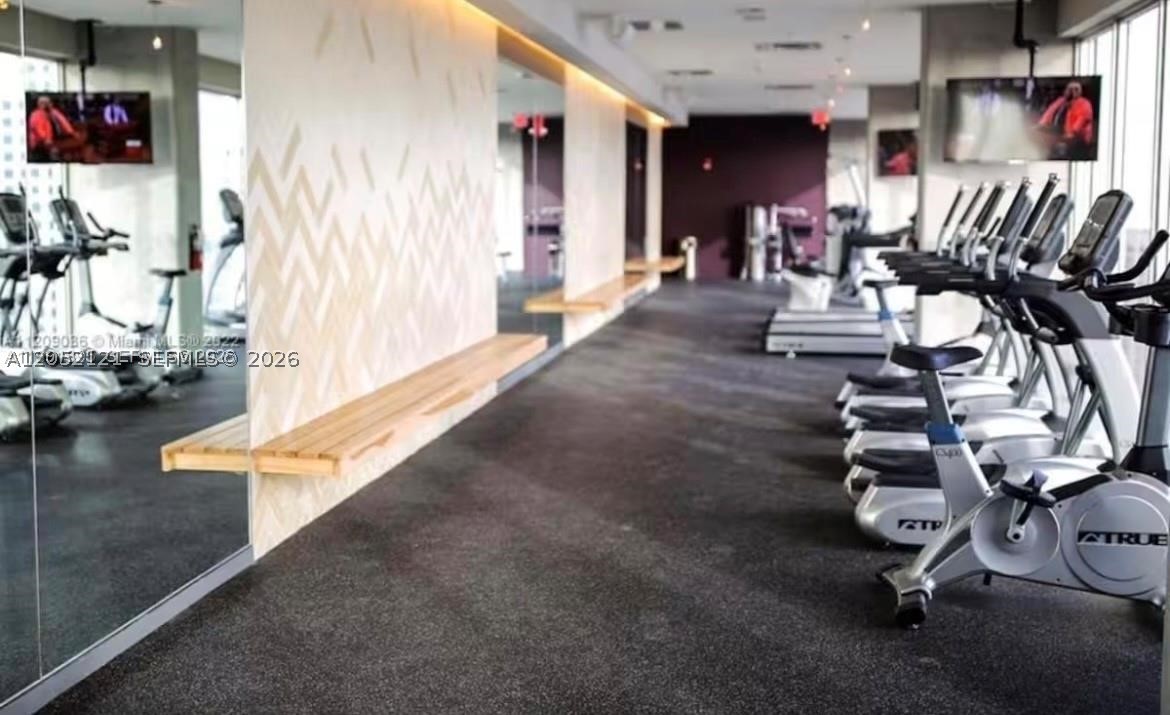 CENTRO CONDO - Residential Lease