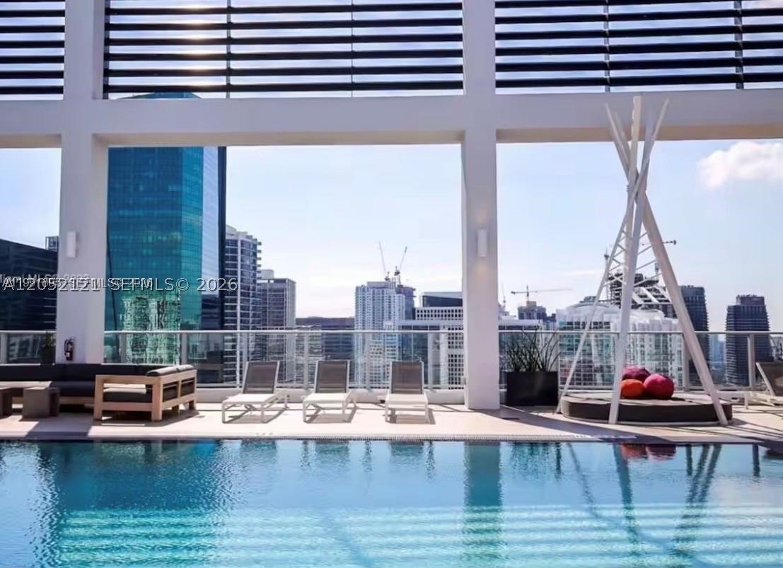 CENTRO CONDO - Residential Lease
