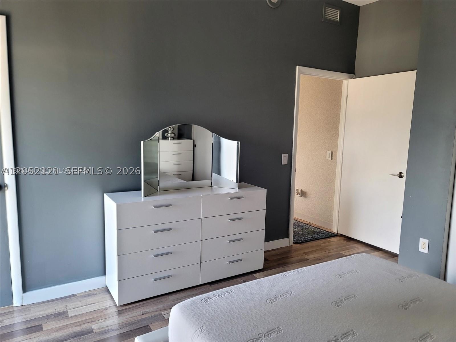 CENTRO CONDO - Residential Lease