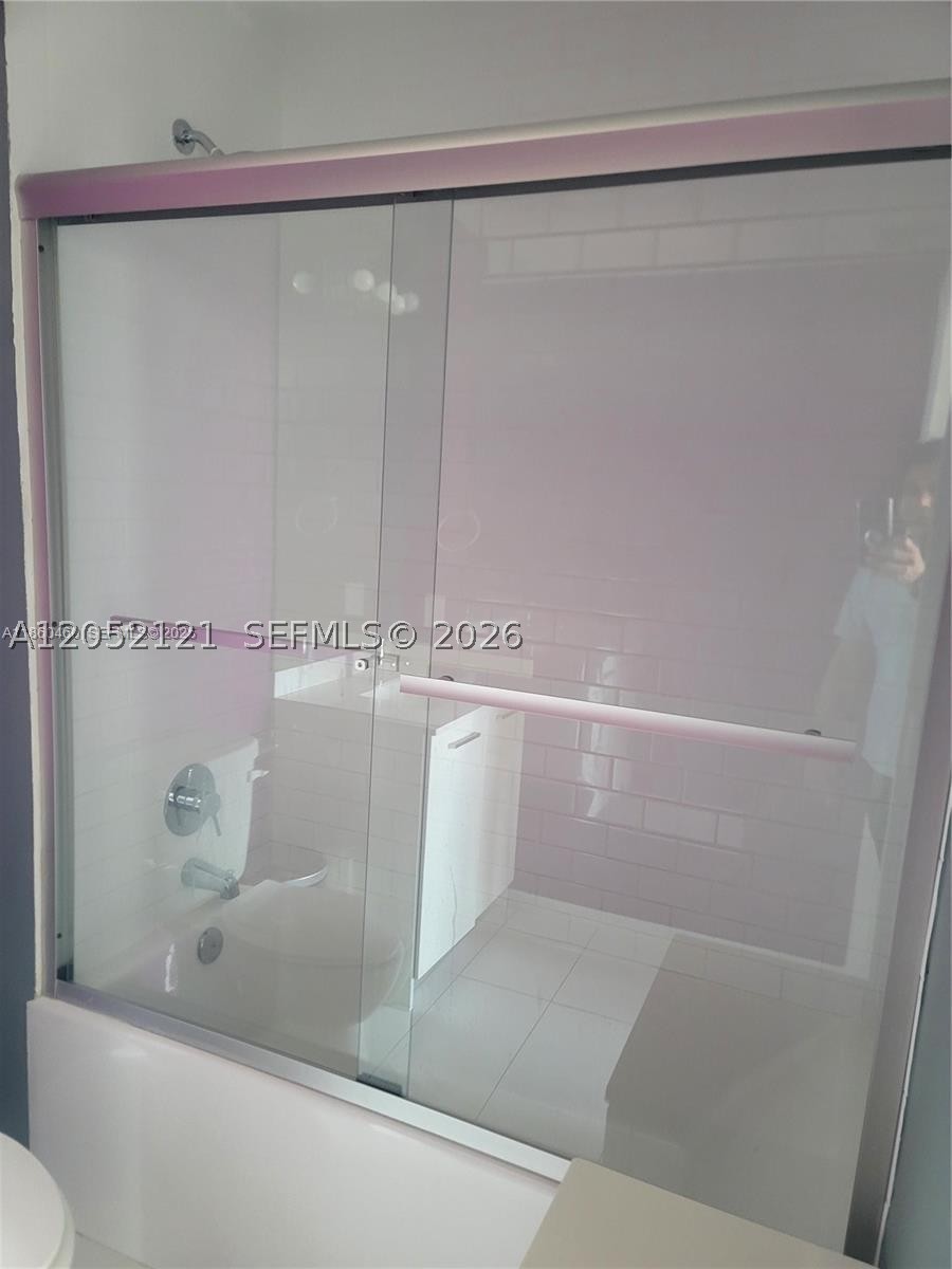 CENTRO CONDO - Residential Lease