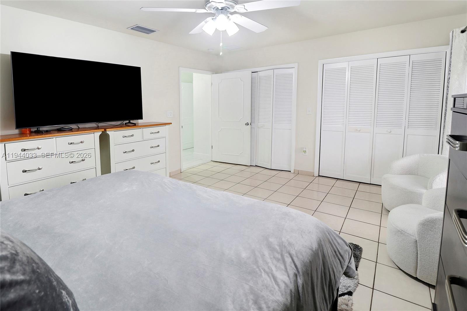 HOLLEMAN MANOR NO 2 2ND A - Residential