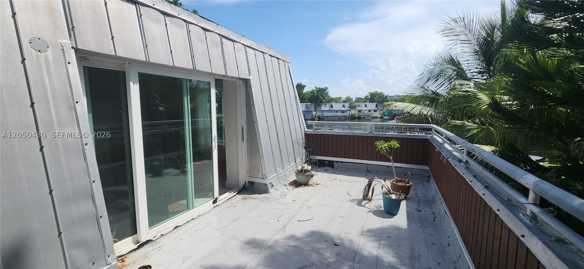 KIMBERLY LAKE VILLAS - Residential Lease