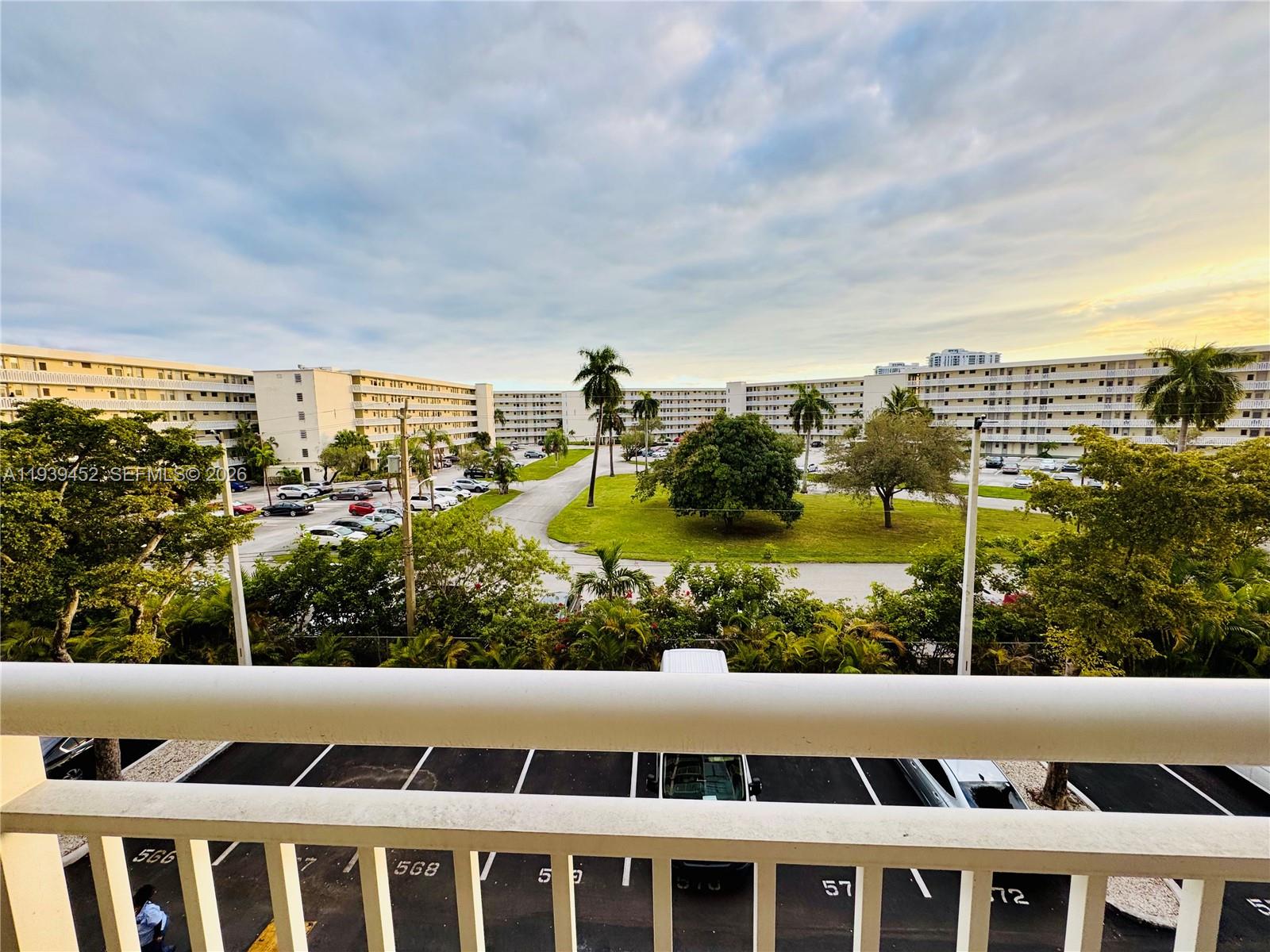 DEL PRADO MARINA - Residential