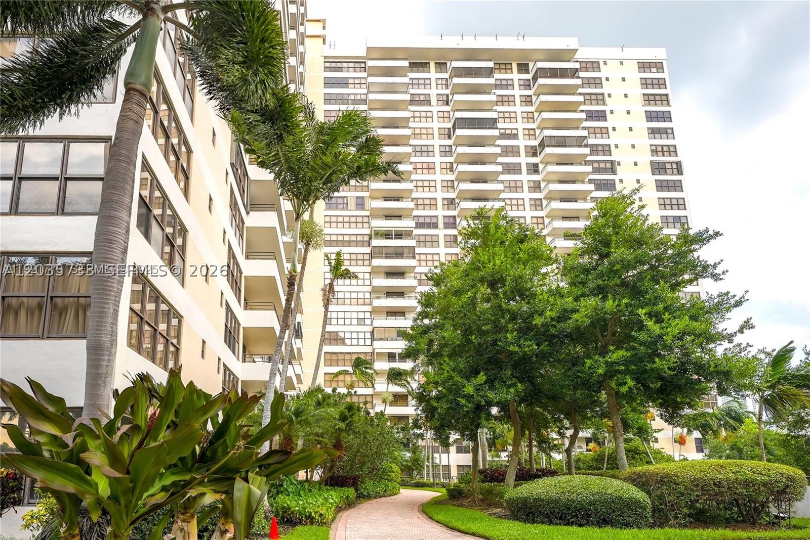 OLYMPUS CONDO PHASE - Residential Lease