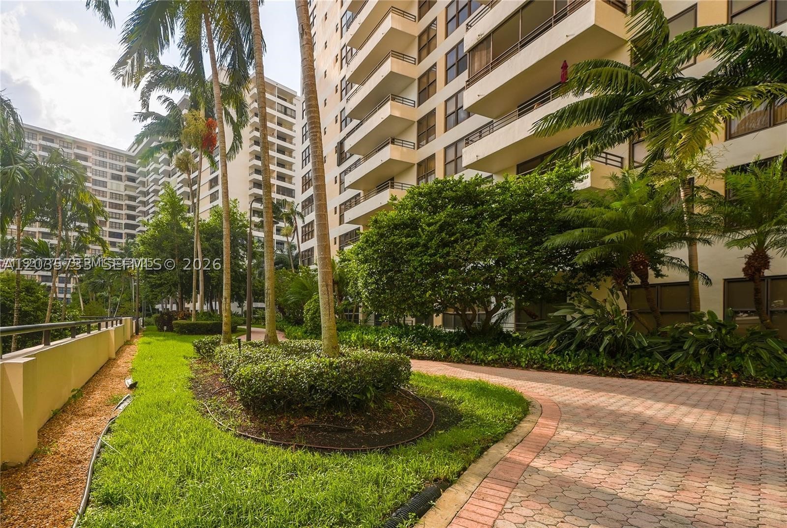 OLYMPUS CONDO PHASE - Residential Lease